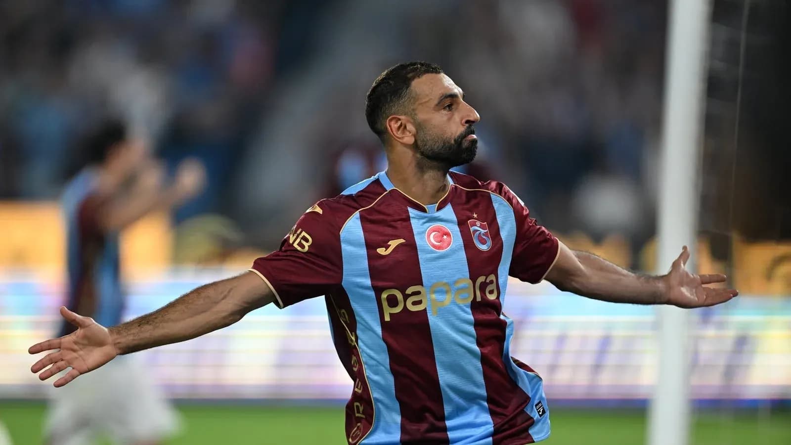 Jugador de Trabzonspor celebrando un gol