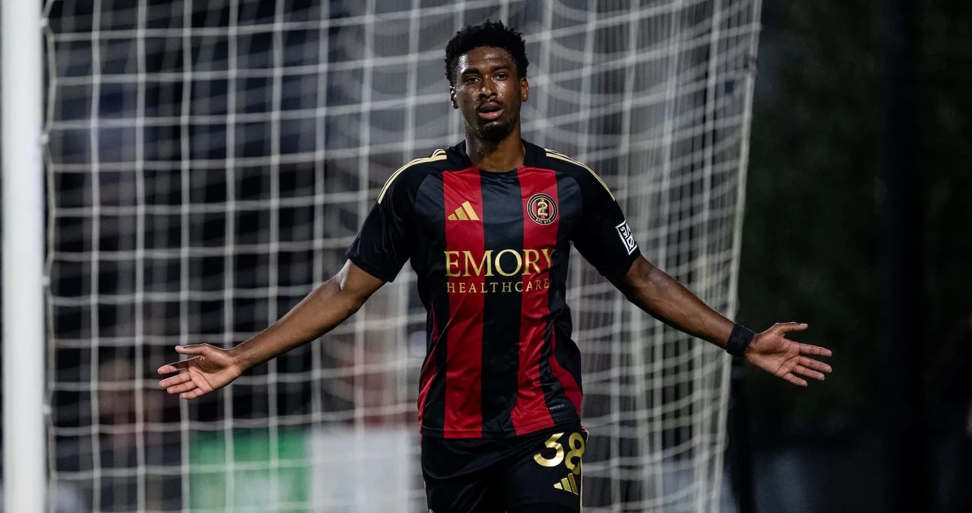 Jugador de Atlanta United II celebrando un gol
