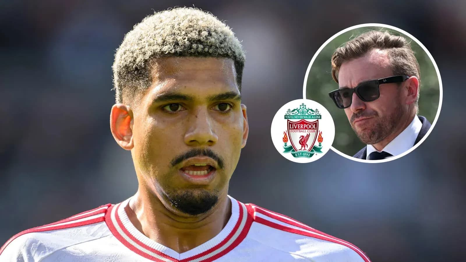 Jugador de Liverpool con logo del club y agente