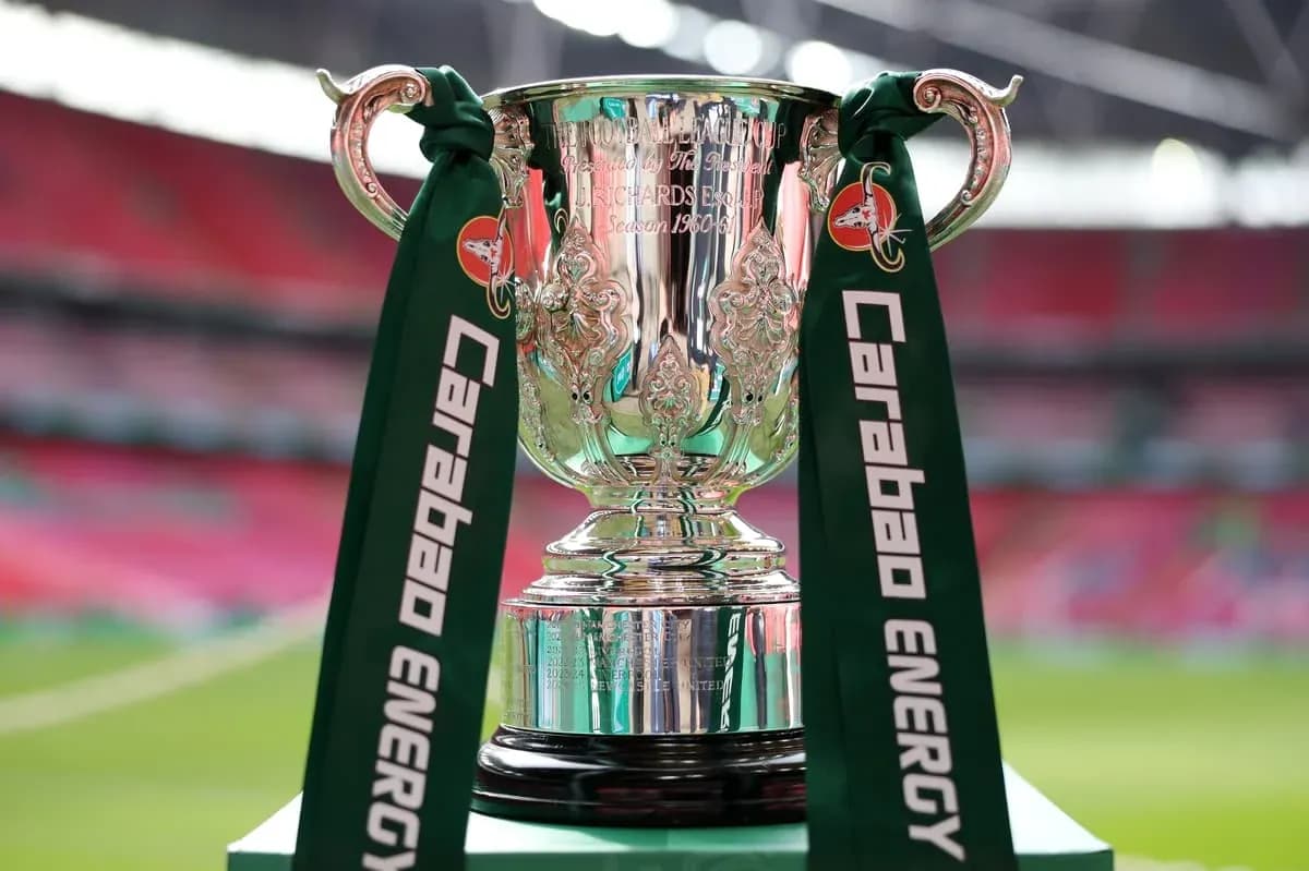 Trofeo Carabao en el estadio antes del partido