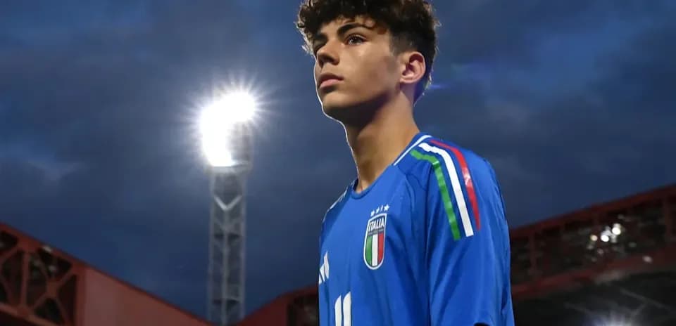 Jugador de Italia en uniforme durante un partido