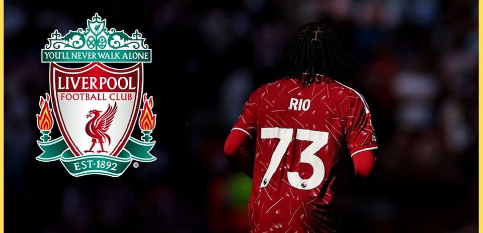 Jugador de Liverpool con camiseta número 73