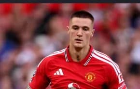 Jugador de Manchester United en acción durante el partido