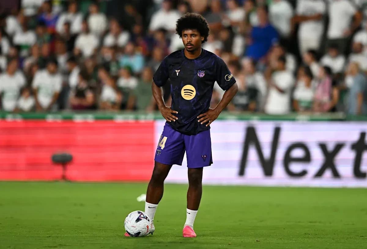 Jugador en posición de tiro durante un partido