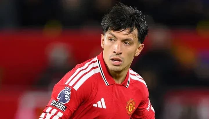 Jugador de Manchester United en acción durante el partido