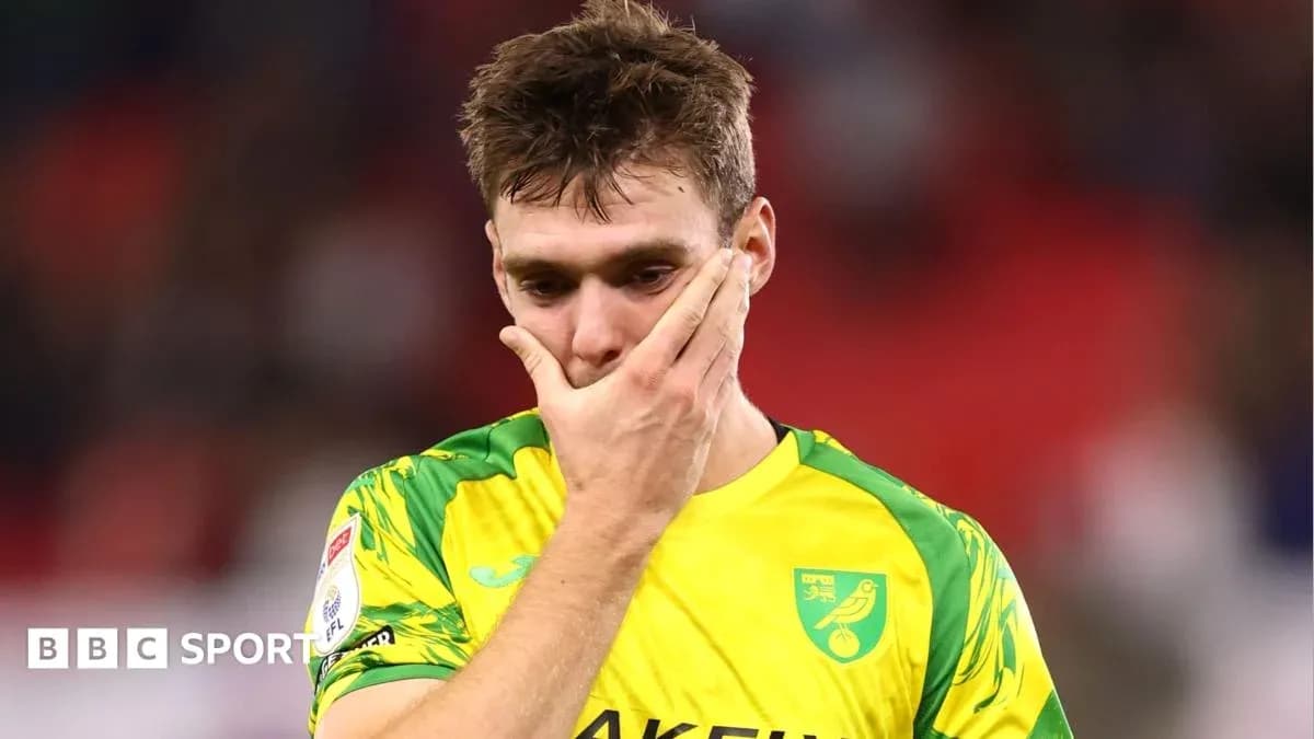 Jugador de Norwich City con expresión de desánimo