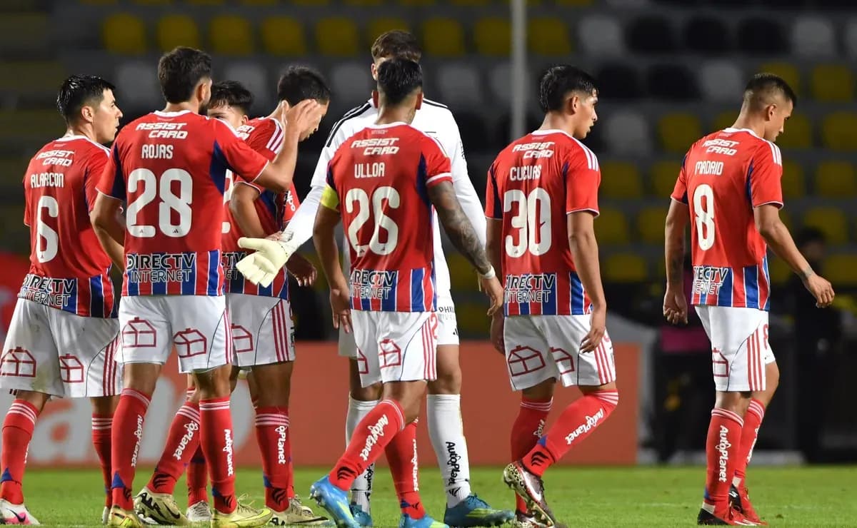Jugadores de Nublense en el partido