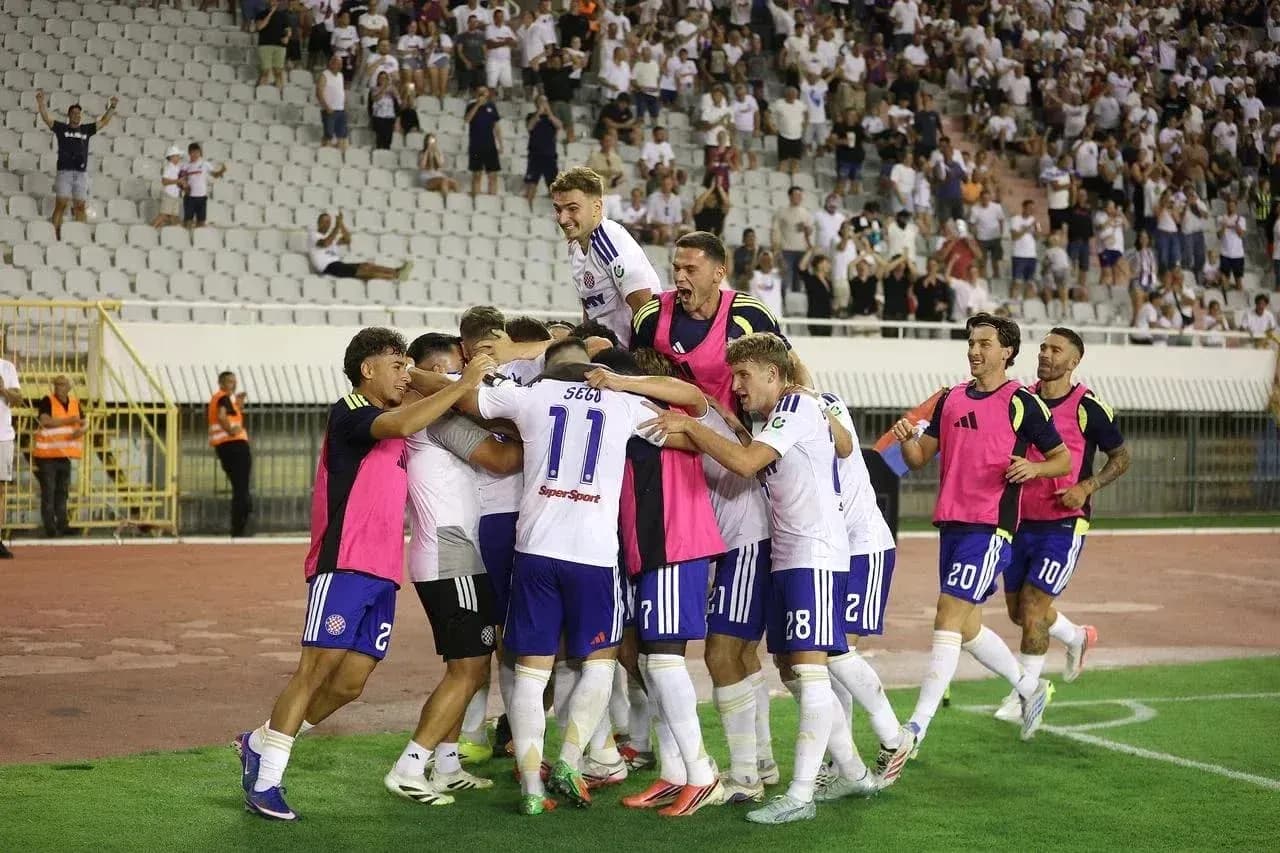 Jugadores de Anderlecht celebrando un gol