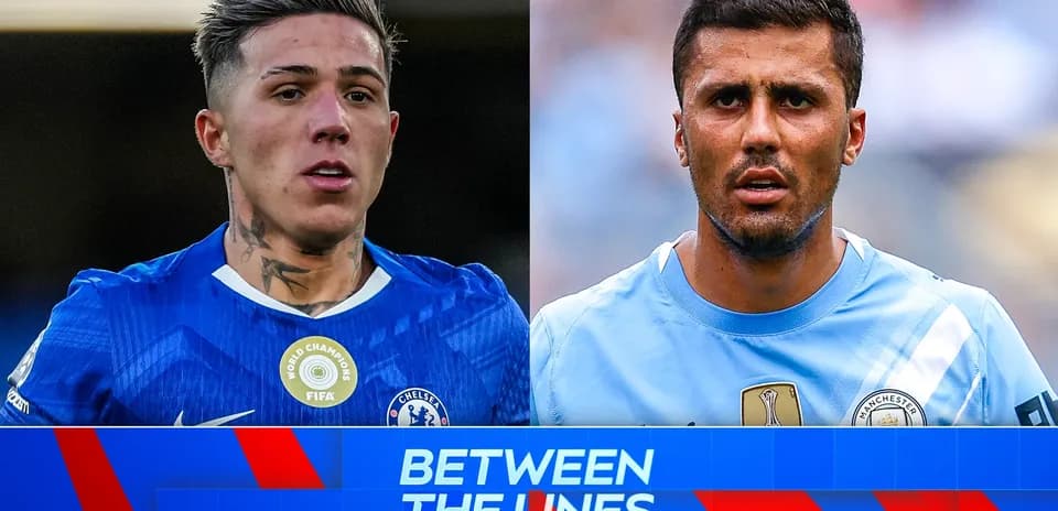 Jugadores de Chelsea y Manchester City en primer plano