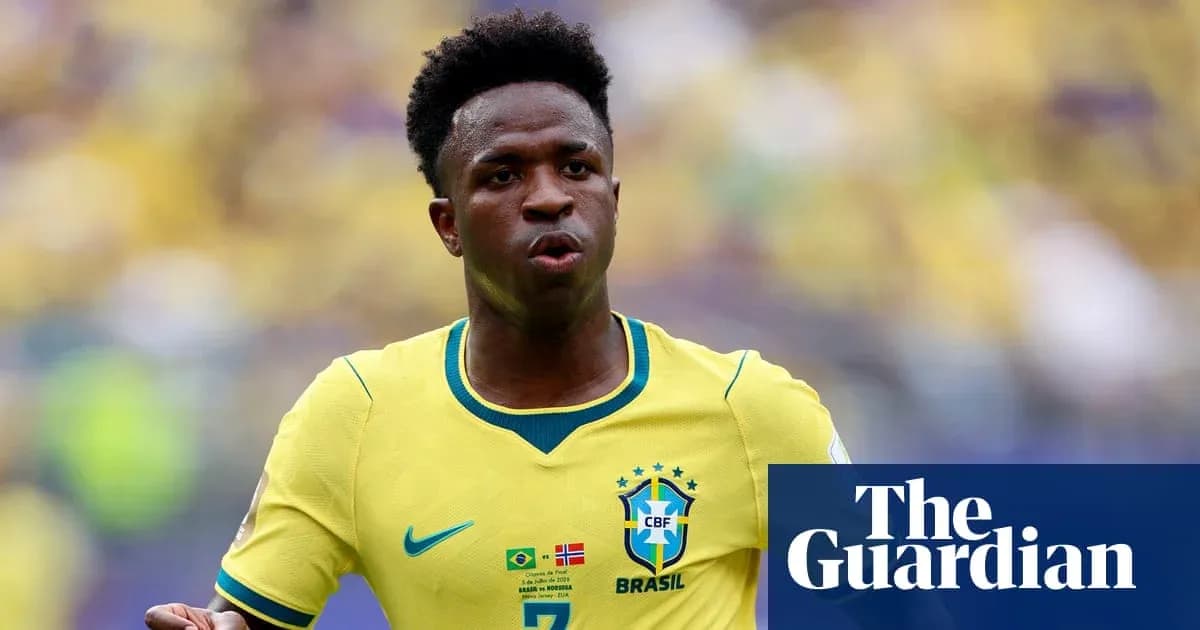 Vinícius Júnior jugando con la selección de Brasil