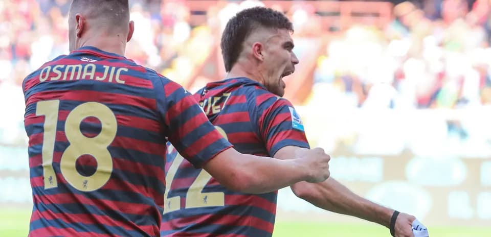 Celebración de gol de jugadores de Frosinone