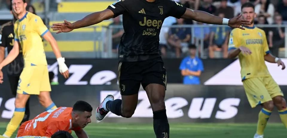 Jugador de Juventus celebrando un gol