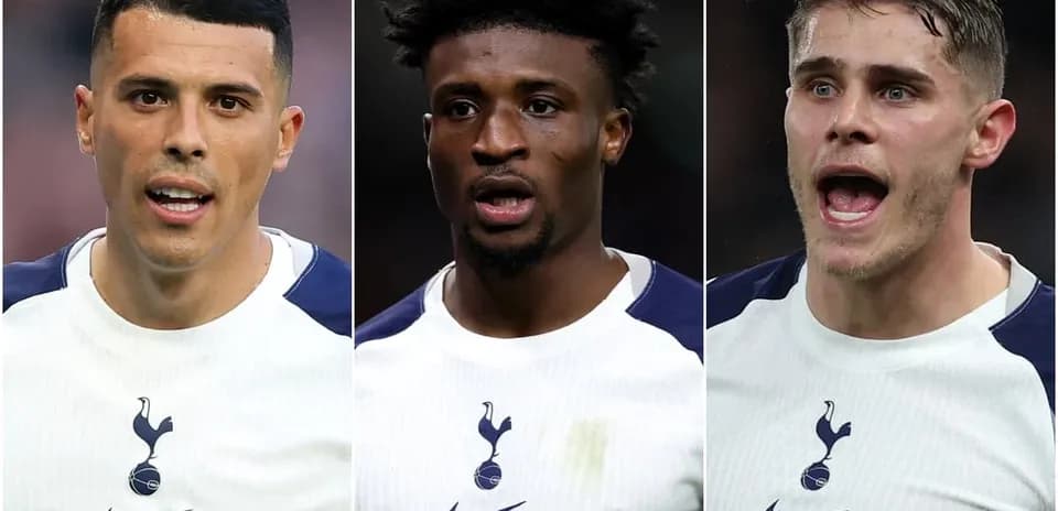 Tres jugadores de Tottenham en primer plano