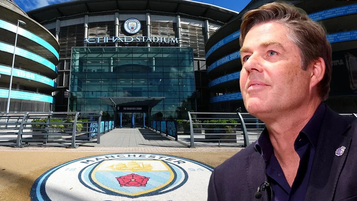 Exterior del Etihad Stadium con el logotipo de Manchester City