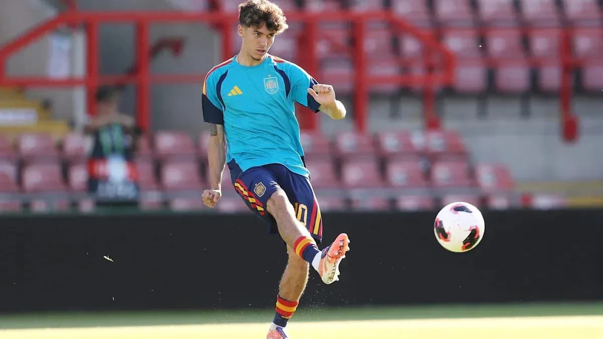 Jugador de España realizando un tiro en entrenamiento