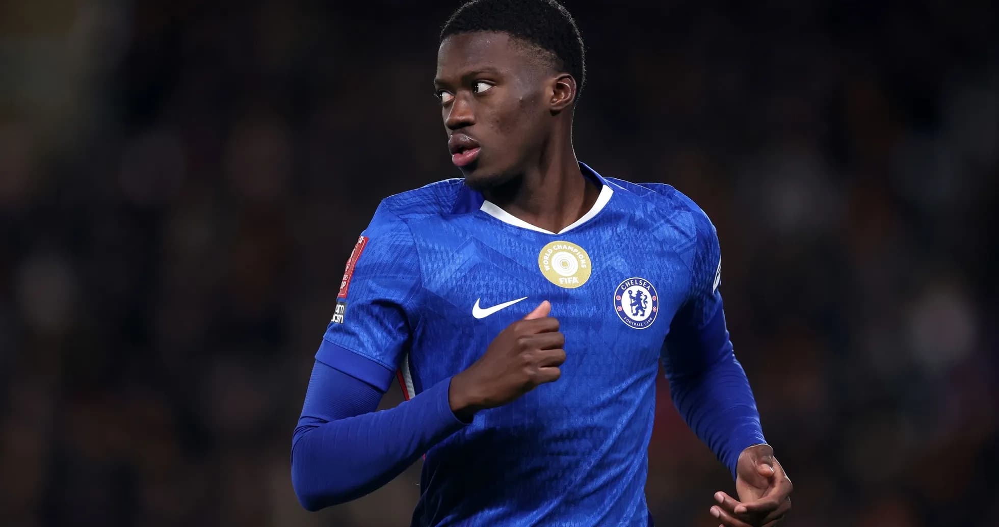 Jugador de Chelsea en acción durante el partido