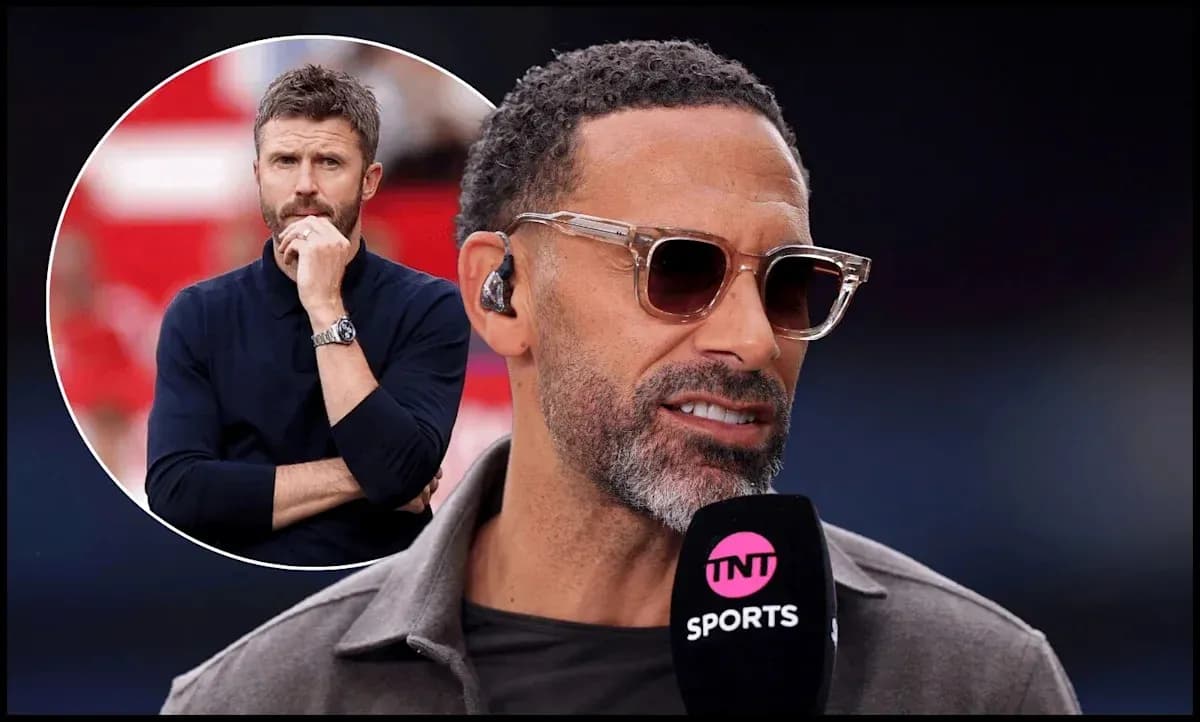 Rio Ferdinand hablando en un programa de deportes