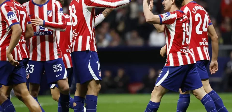 Jugadores de Atlético de Madrid celebrando un gol