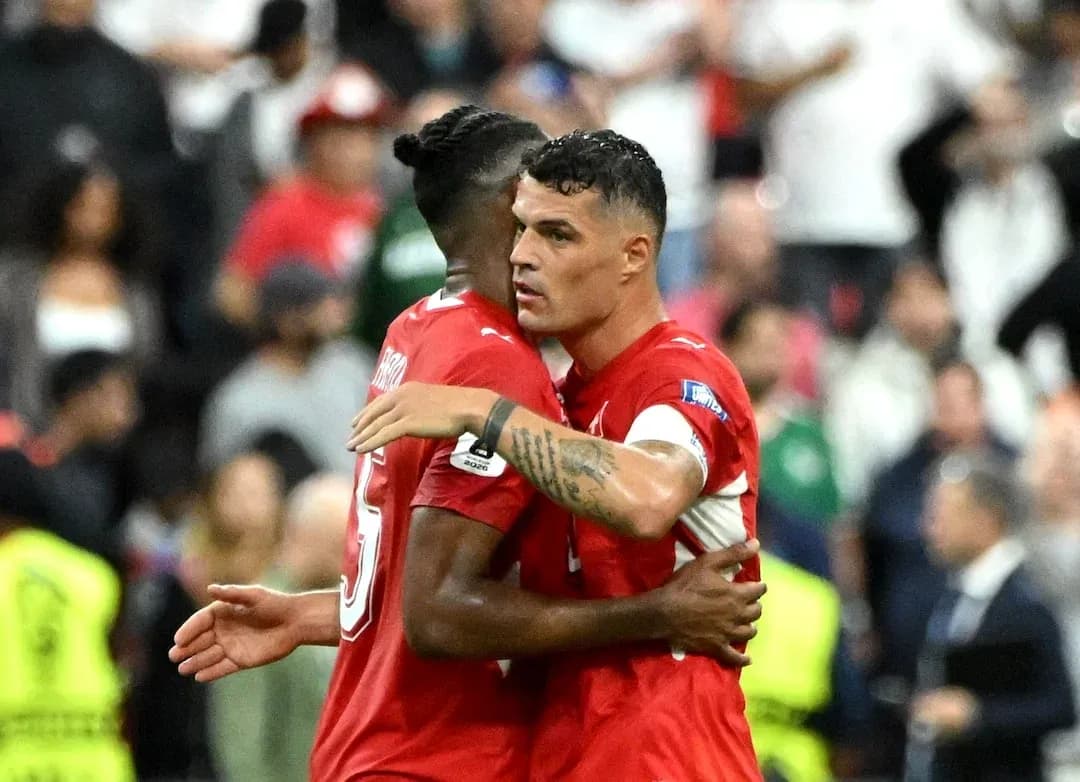 Jugadores de Suiza celebrando durante el partido