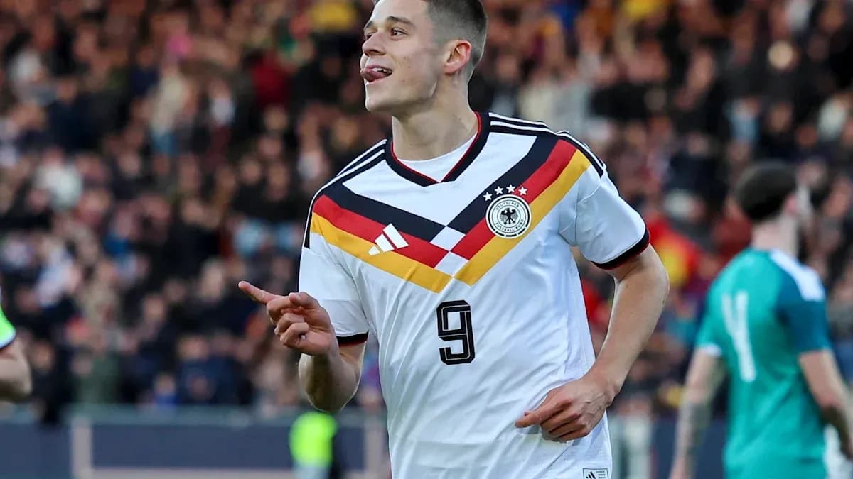 Jugador de Alemania celebrando un gol en partido