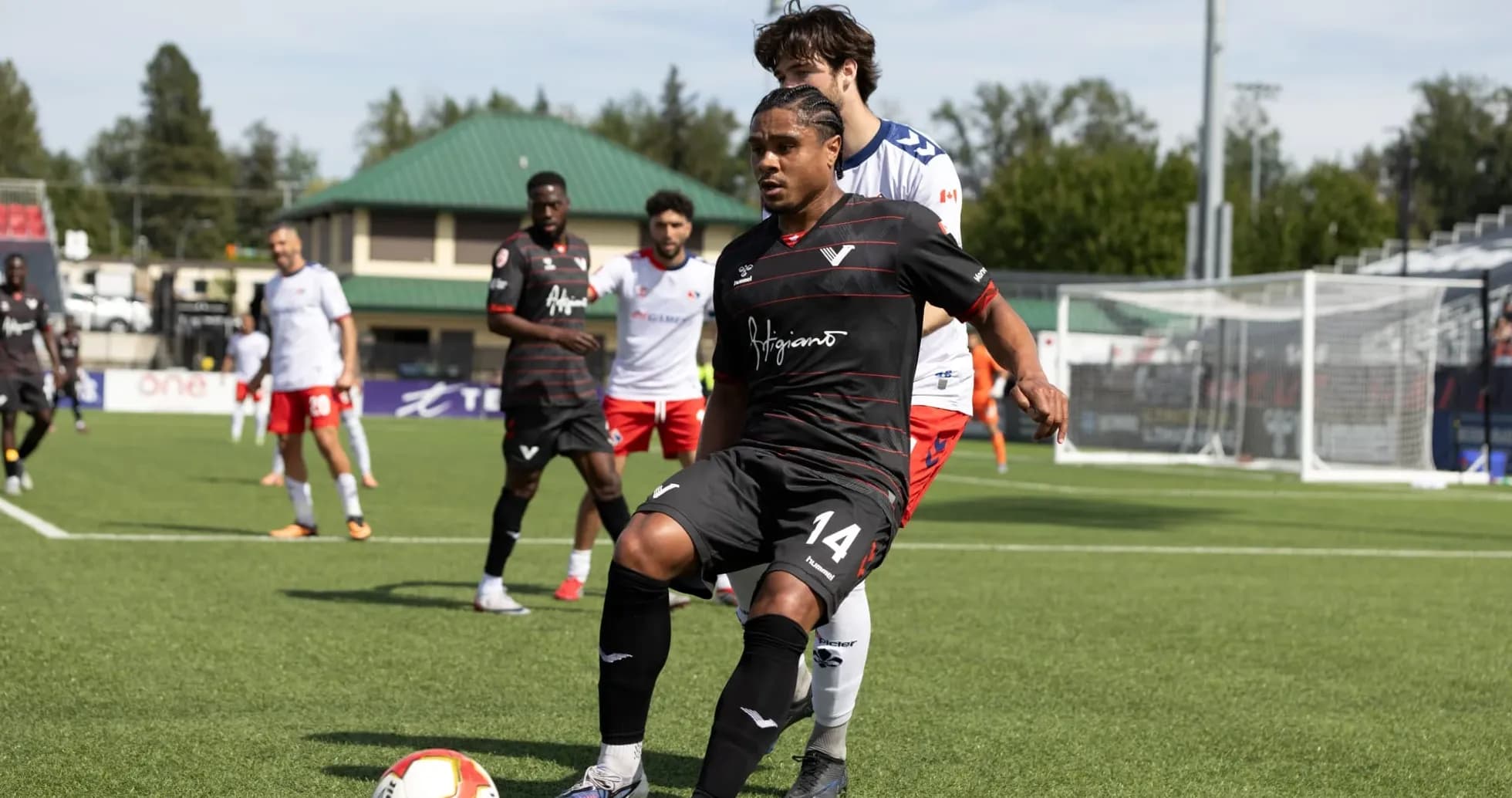 Jugador de Supra du Quebec en acción