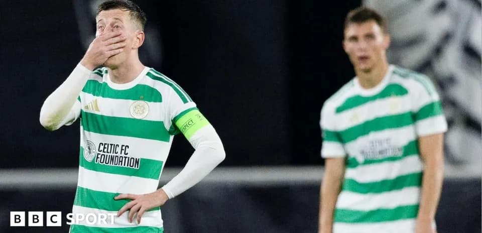 Jugadores de Celtic FC en el campo tras derrota