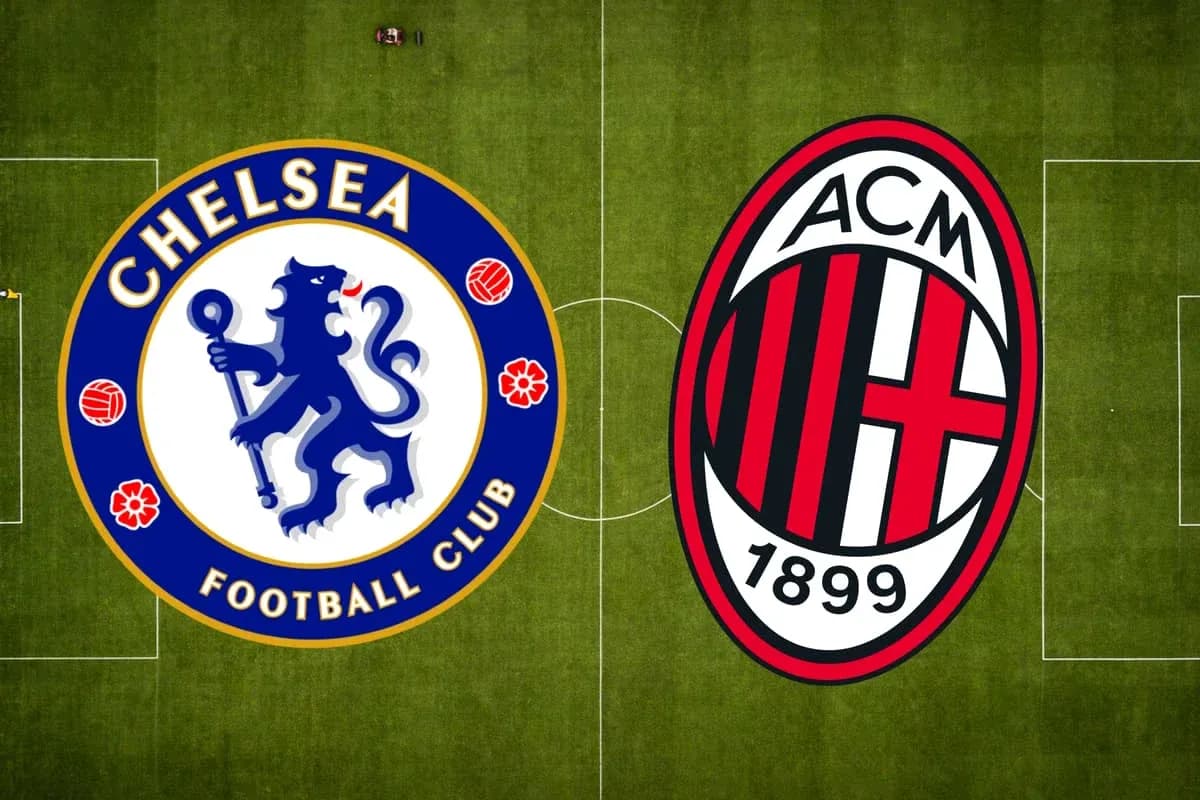 Logos de Chelsea y AC Milan sobre campo de fútbol