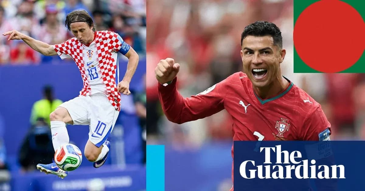 Luka Modric y Cristiano Ronaldo durante un partido