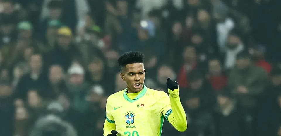 Jugador de Brasil celebrando en el partido