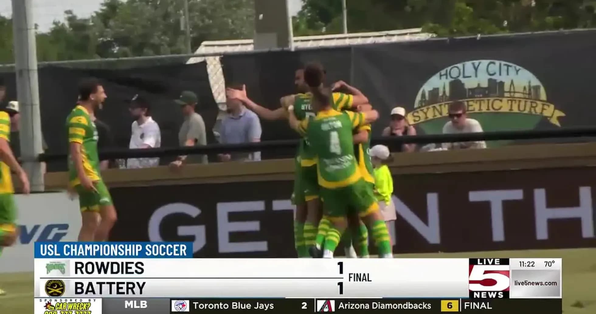 Jugadores del Rowdies celebrando un gol