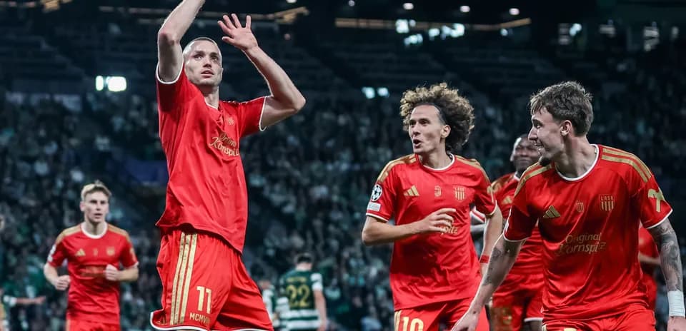 Celebración de jugadores de LASK Linz en el partido