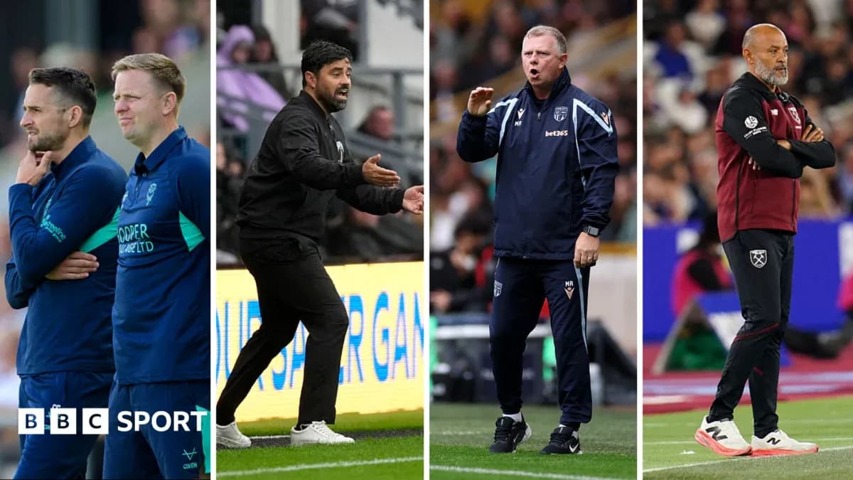 Cuatro entrenadores en diferentes momentos de partido