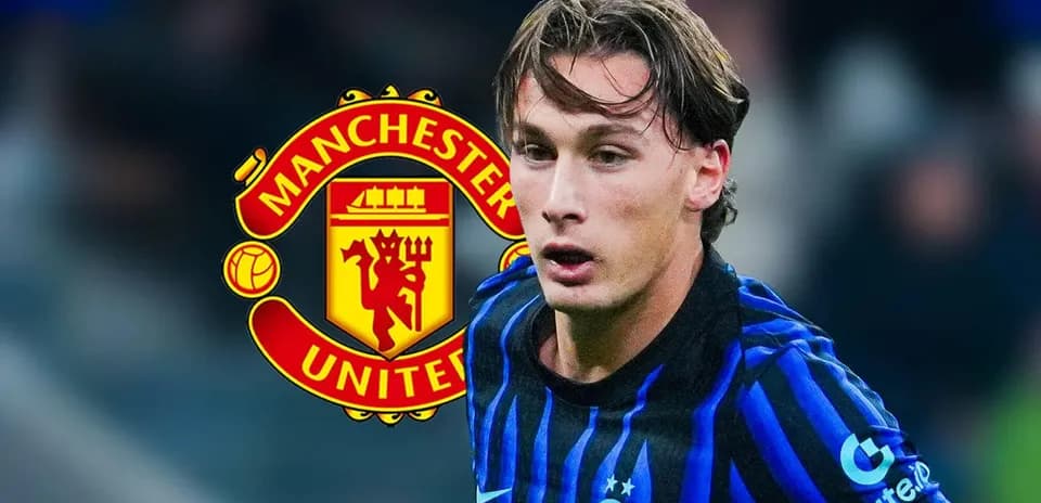 Jugador de Inter de Milán con logo de Manchester United