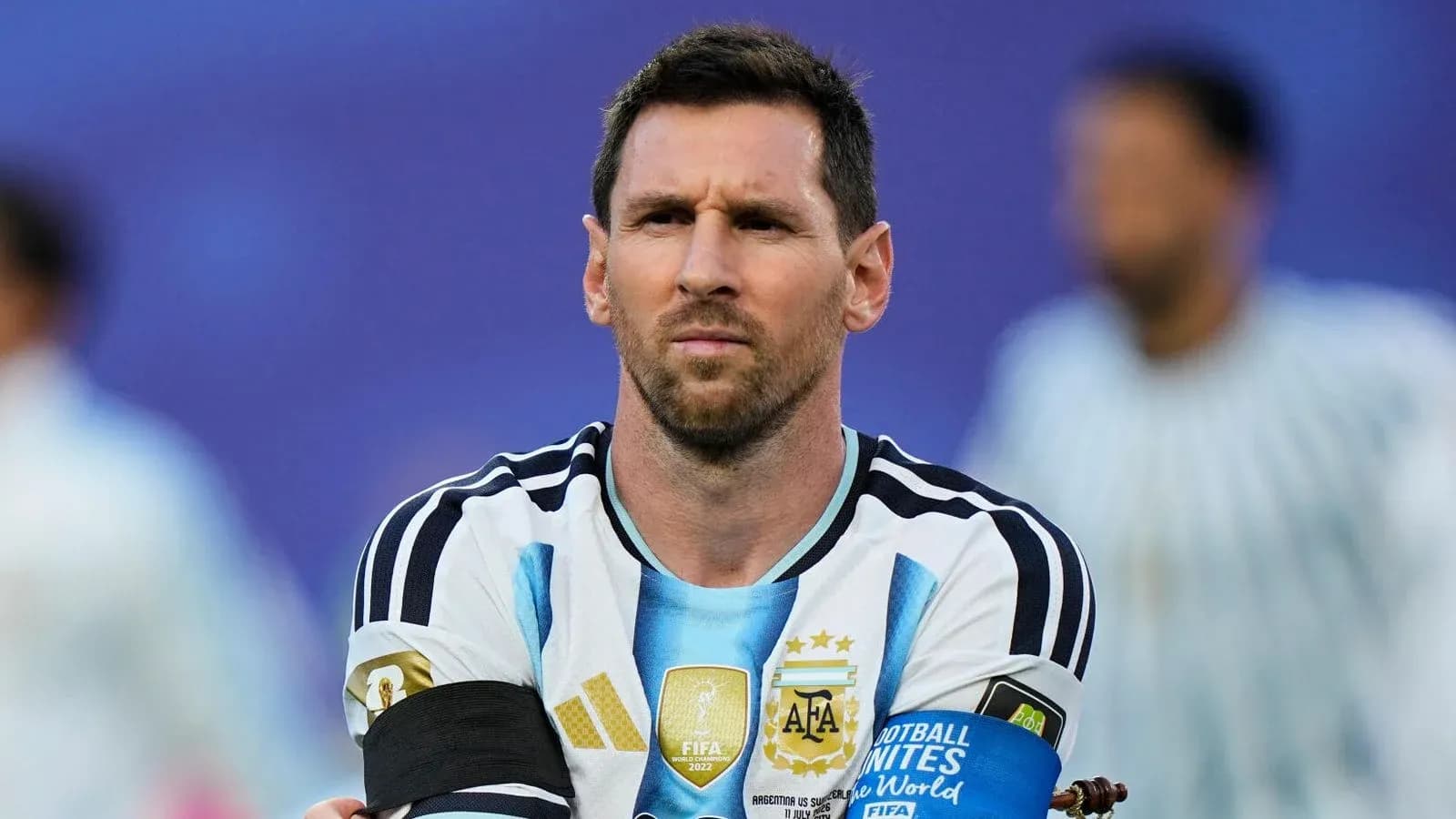 Jugador argentino con camiseta de la selección durante el partido