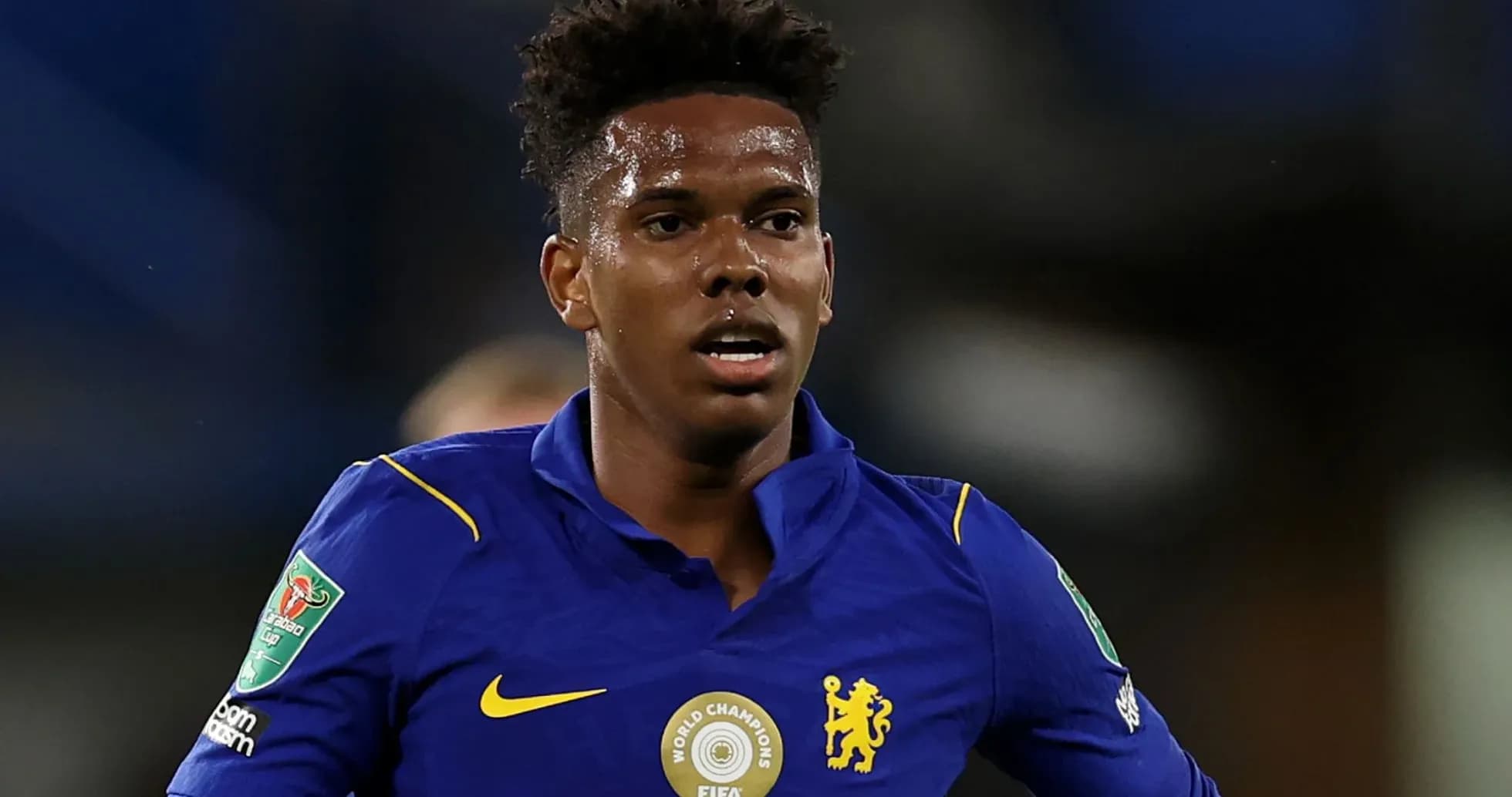 Jugador de Chelsea en acción durante un partido