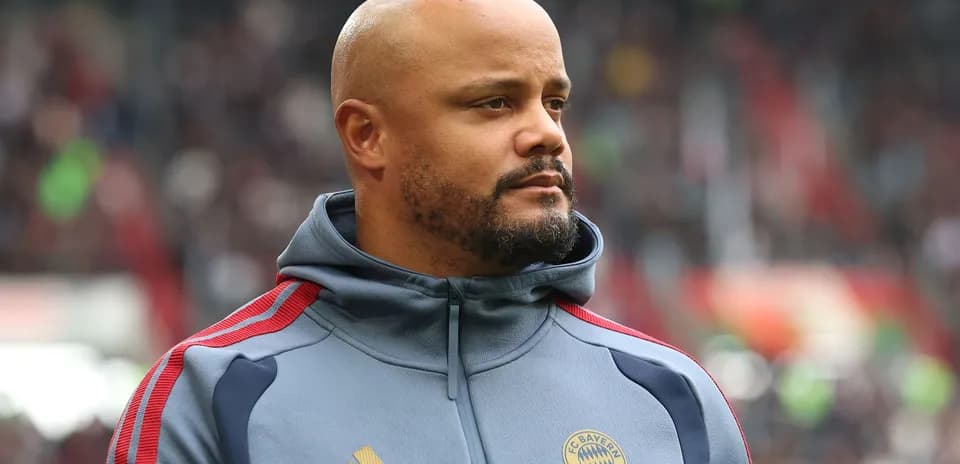 Entrenador de Bayern Múnich en el campo
