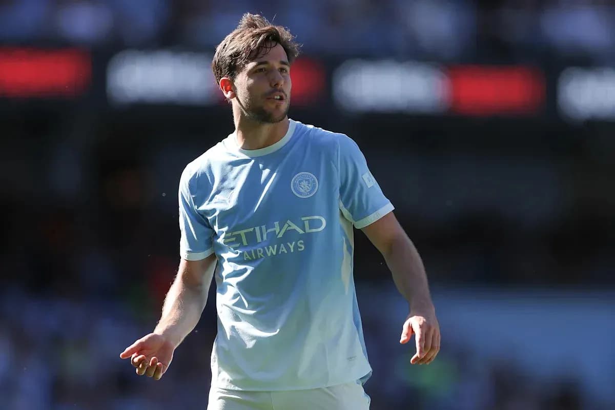 Jugador de Manchester City en el campo durante partido