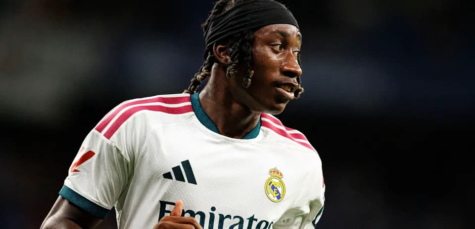 Jugador de Real Madrid en acción durante el partido