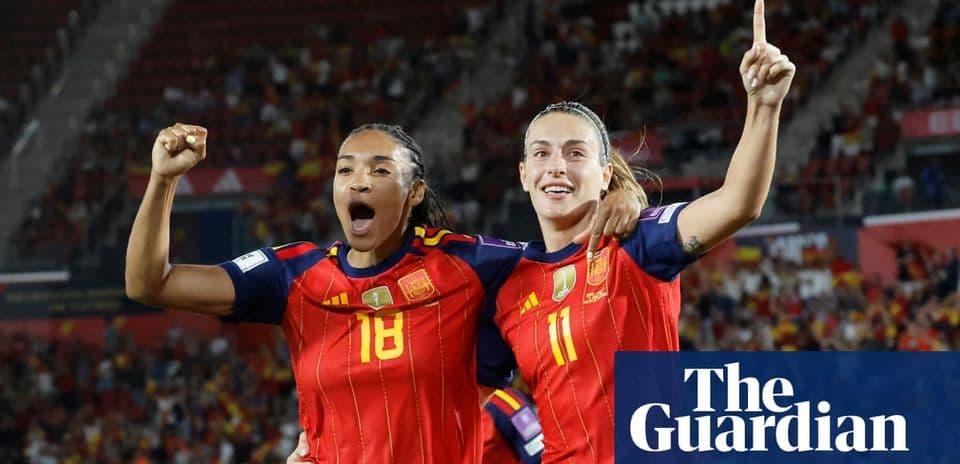 Jugadoras de España celebrando un gol en partido