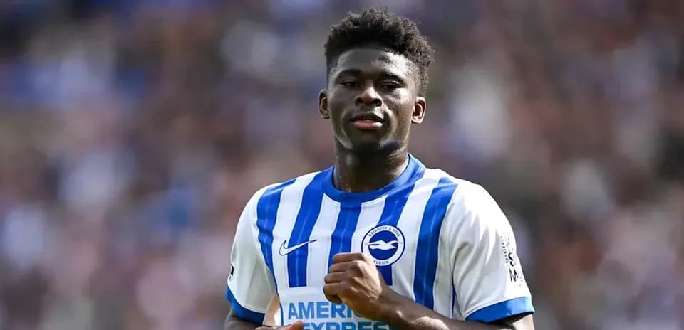 Jugador de Brighton en acción durante un partido
