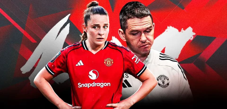 Jugadora de Manchester United y entrenador en primer plano