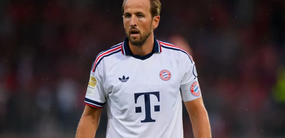 Jugador de Bayern Múnich en acción durante un partido