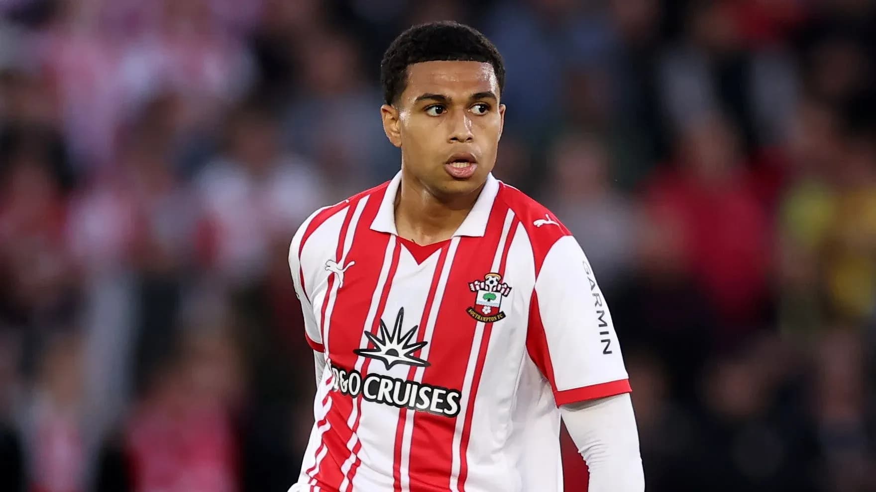 Jugador de Southampton en acción durante el partido