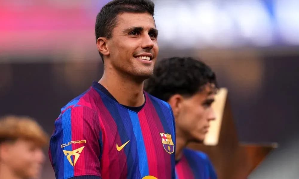 Jugador de FC Barcelona en ceremonia de premiación