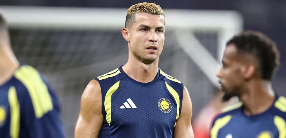 Cristiano Ronaldo en sesión de entrenamiento con equipo