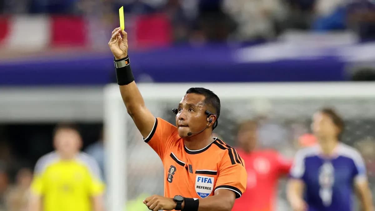 Árbitros y VAR para la semifinal del Mundial entre Francia y España