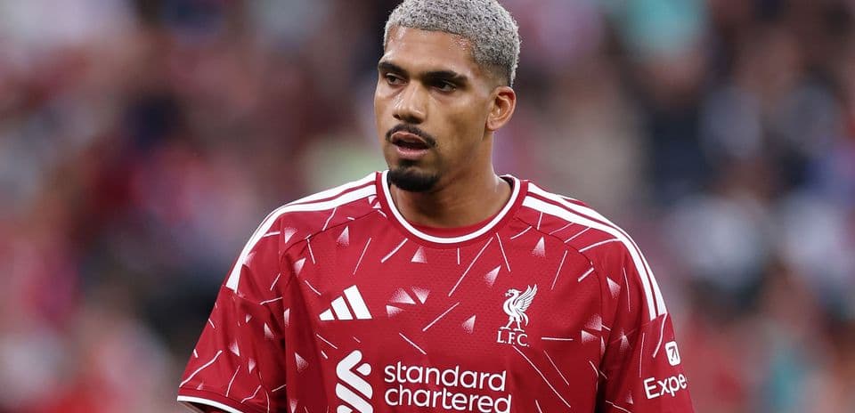 Ronald Araujo sorprendido por la velocidad y la intensidad de la Premier League tras su cesión al Liverpool