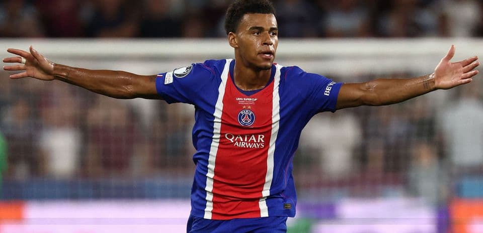 PSG ofrece un gran aumento salarial y nuevo contrato a Desire Doue hasta 2032