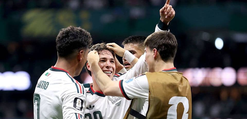 Calificaciones de los Jugadores de México ante Chequia: Segunda Mitad Mágica para un Grupo Perfecto
