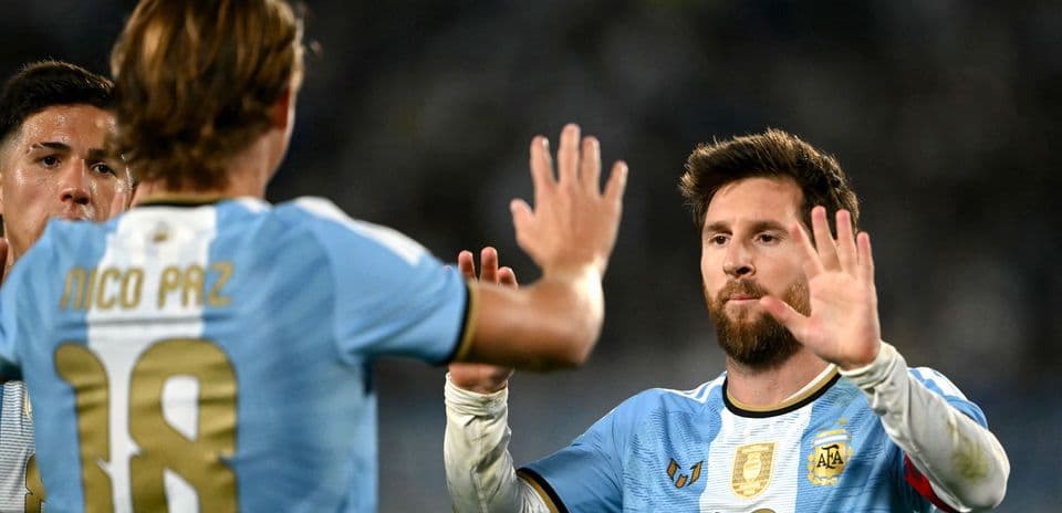 Nico Paz, el elegido para llevar el icónico número 10 de Argentina tras Messi
